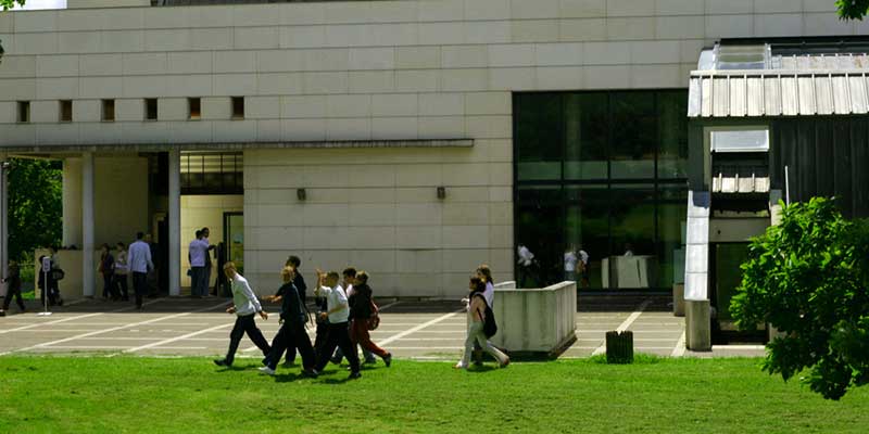 Université De Versailles Saint-quentin-en-yvelines - Ufr Des Sciences